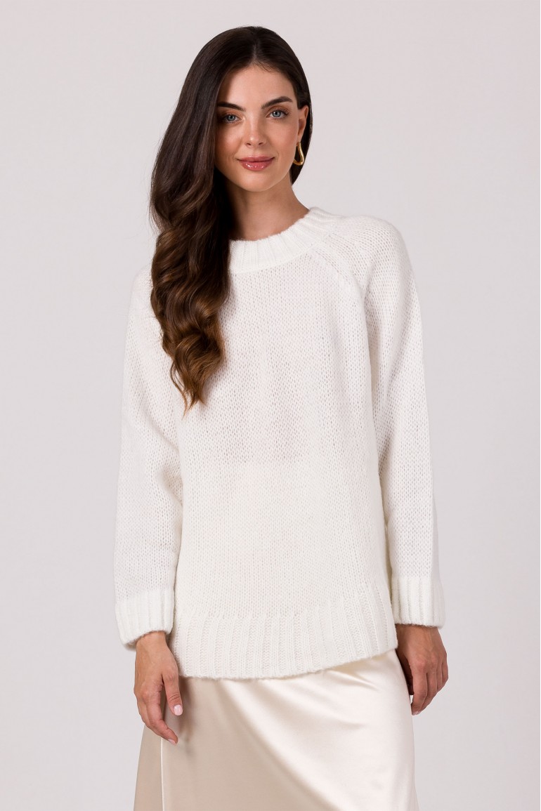 CM7666 Sweter z nietoperzowymi rękawami - biały