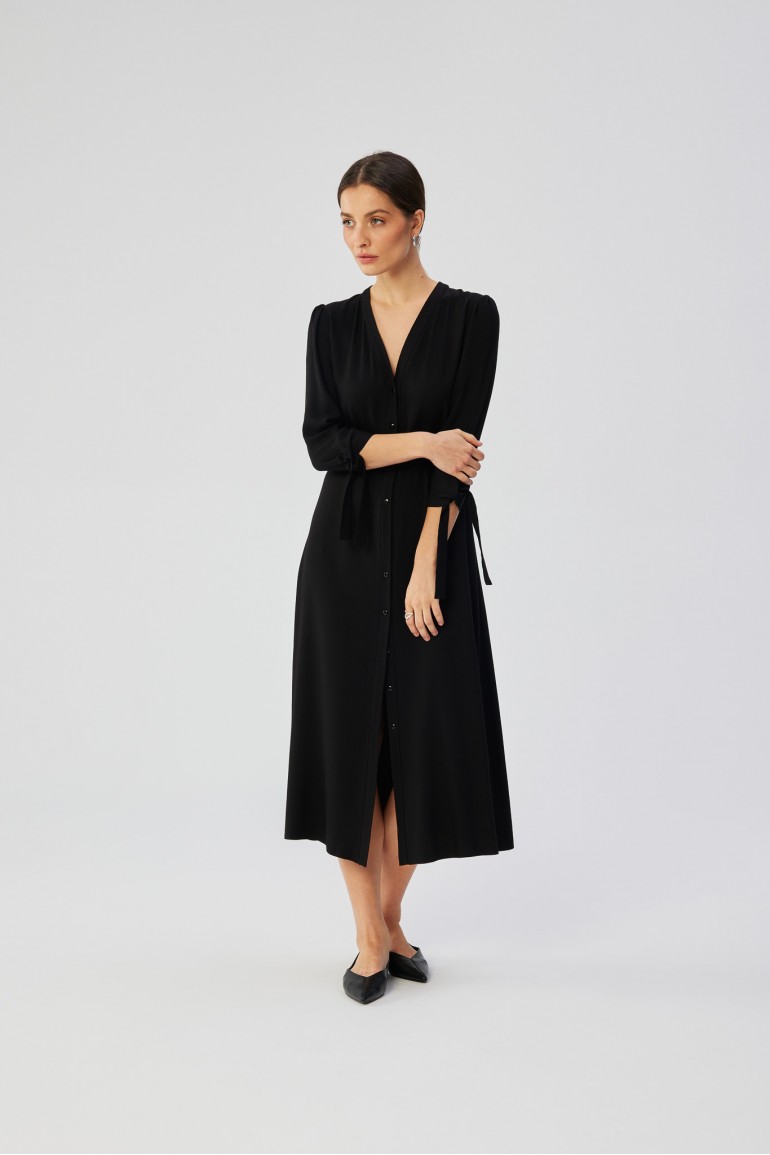 CM8057 Wiskozowa sukienka midi z wiązanymi mankietami - czarna