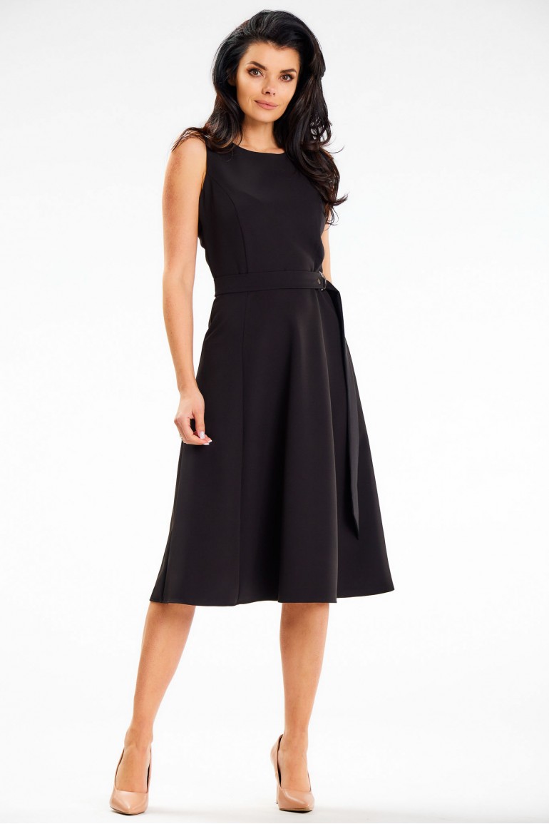 CM7906 Elegancka sukienka midi rozkloszowana - czarna