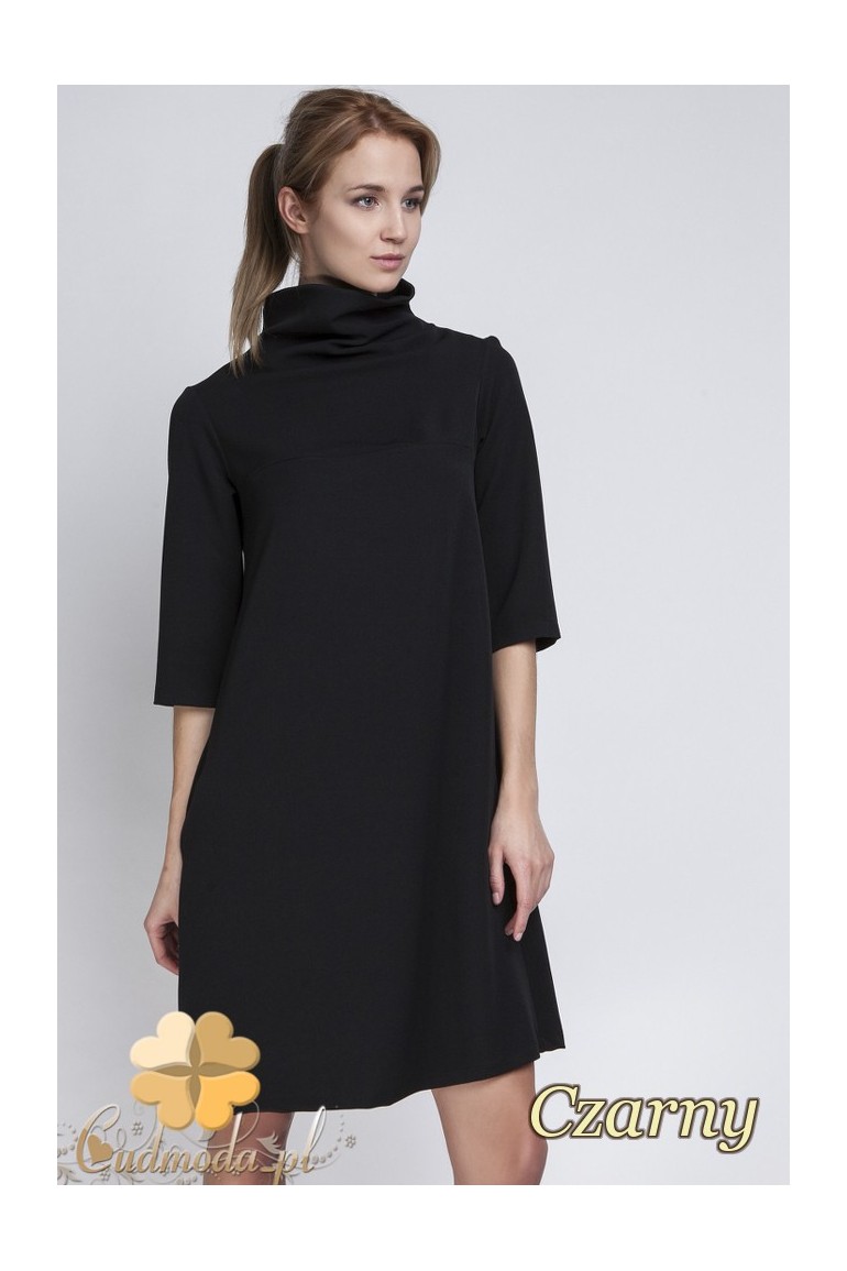 CM2065 Trapezowa sukienka mini z golfem - czarna