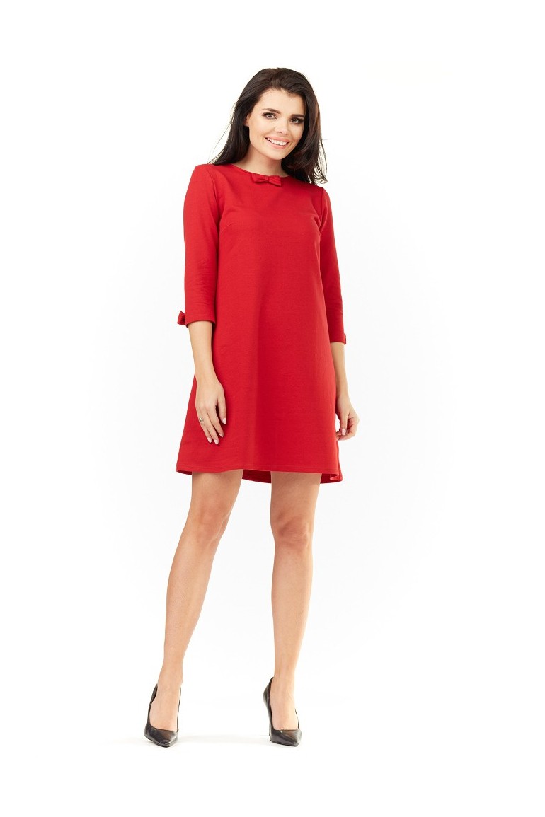 CM3490 Urocza sukienka mini z rękawami 3/4 - czerwona