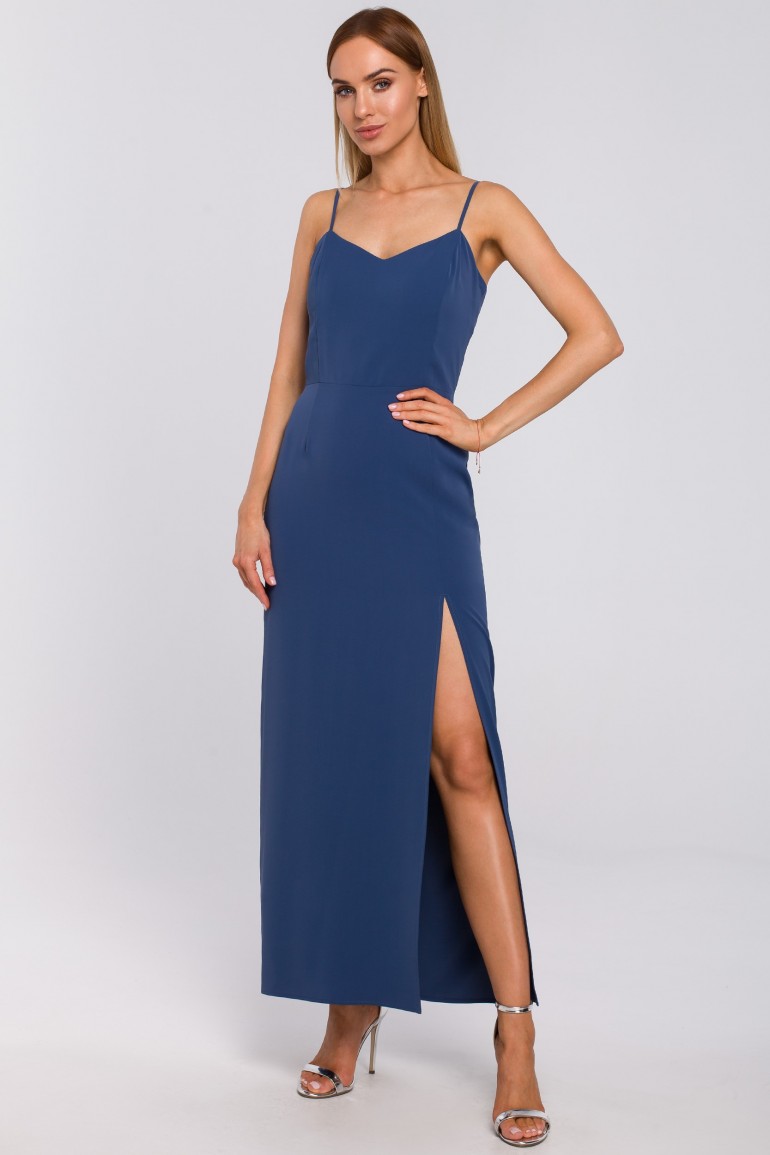 CM4995 Sukienka maxi na cienkich ramiączkach - niebieska