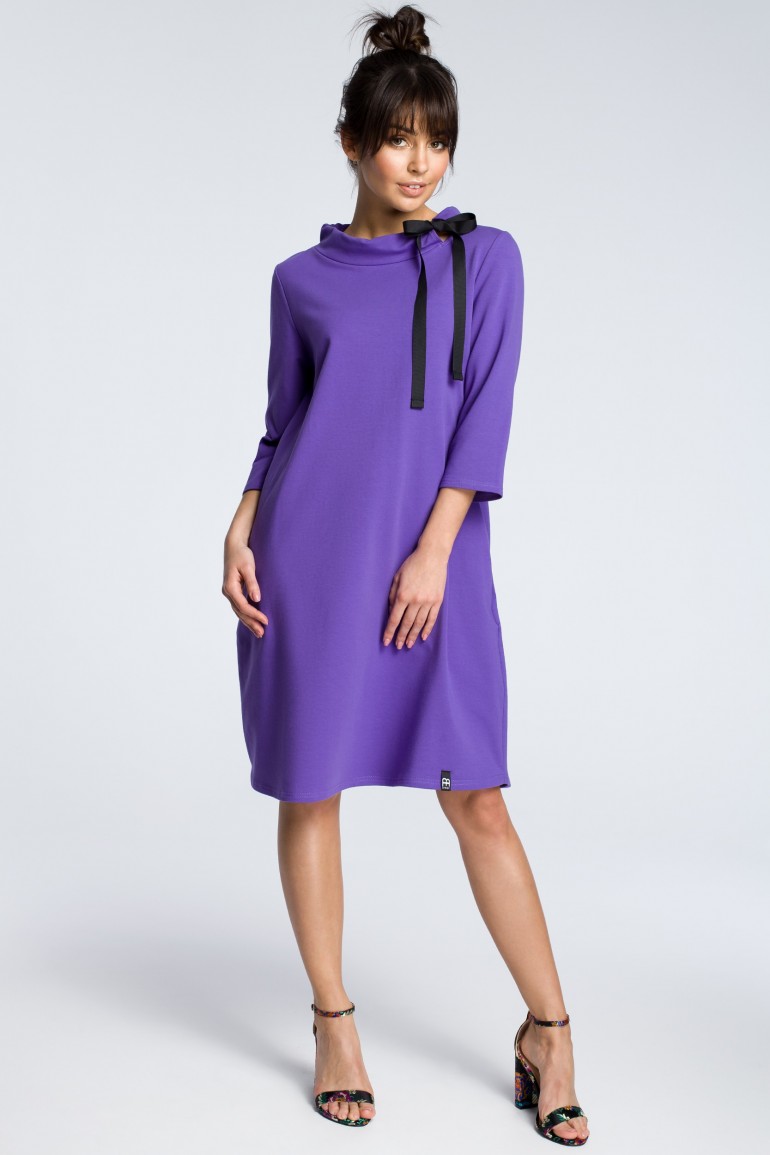 CM3607 Dresowa sukienka z wiązaniem pod szyją - fioletowa