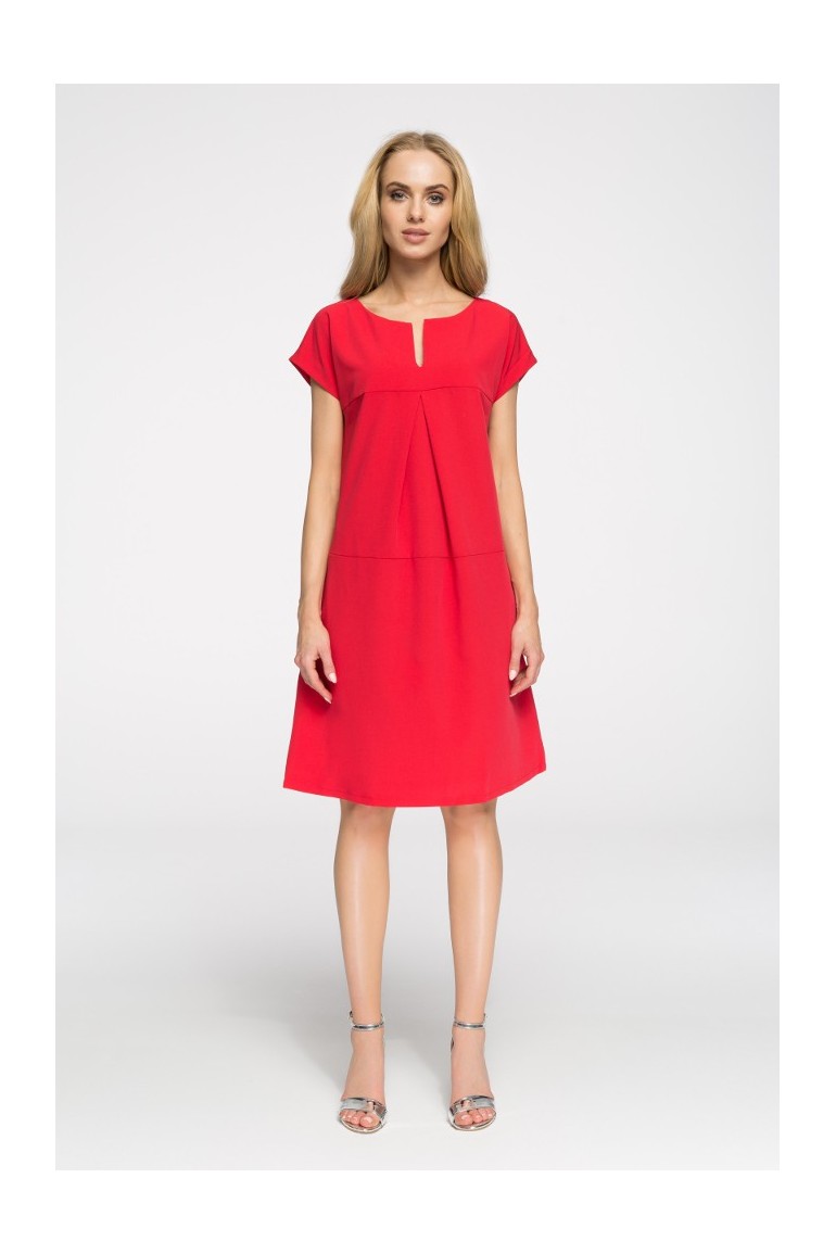 CM2669 Stylowa sukienka o nowoczesnym kroju - czerwona OUTLET