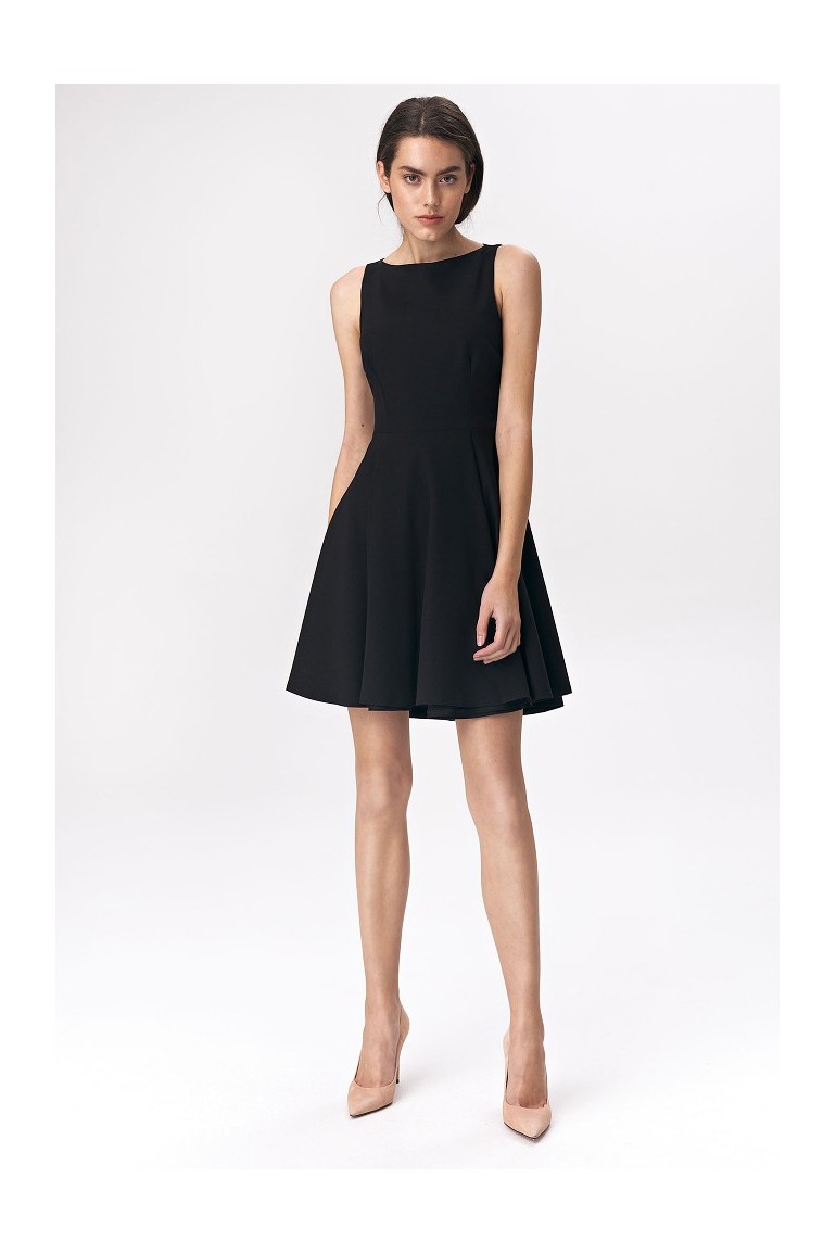 CM5339 Rozkloszowana sukienka mini - czarna