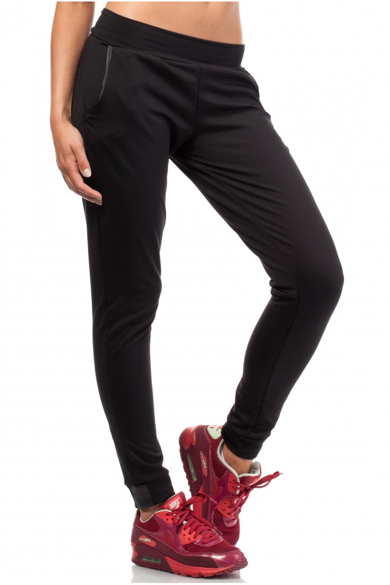 CM1028 Dresowe spodnie ze skórzaną lamówką przy kieszeniach - czarne