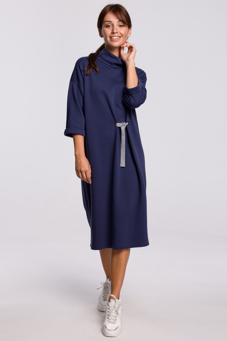 CM5415 Sukienka midi z ozdobnym wiązaniem z przodu - niebieska