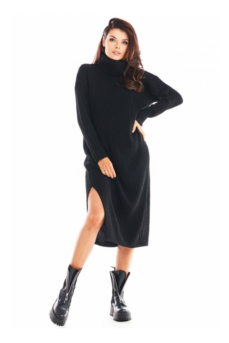 CM5685 Swetrowa sukienka z golfem i długim rękawem - czarna