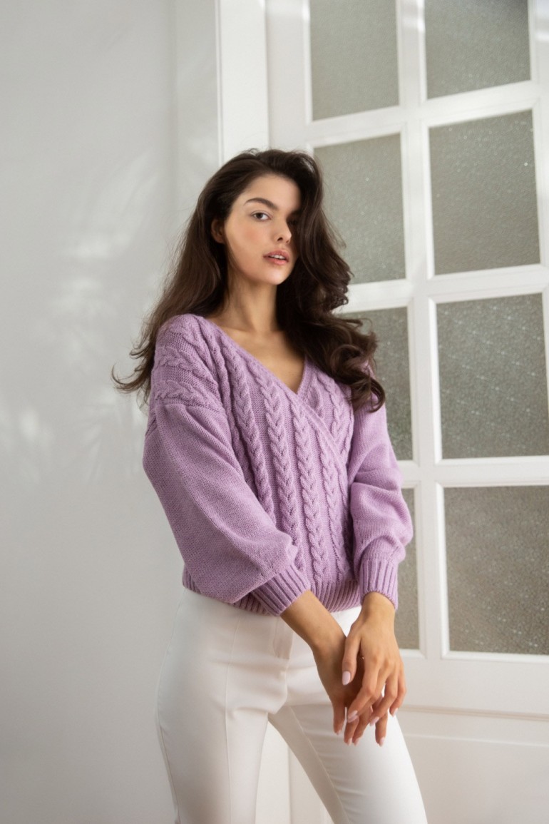 CM5906 Krótki sweter na zakładkę - liliowy