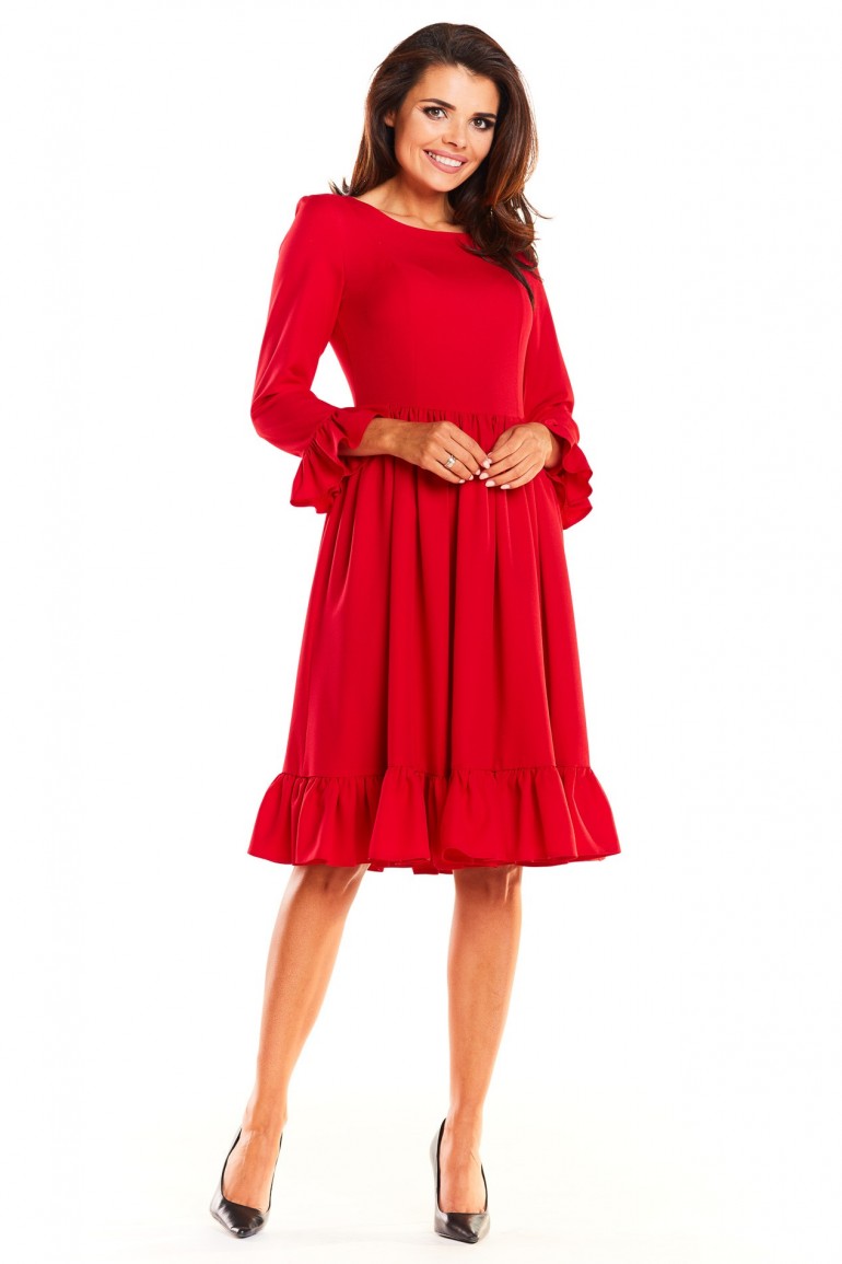 CM3929 Rozkloszowana sukienka z falbankami - czerwona