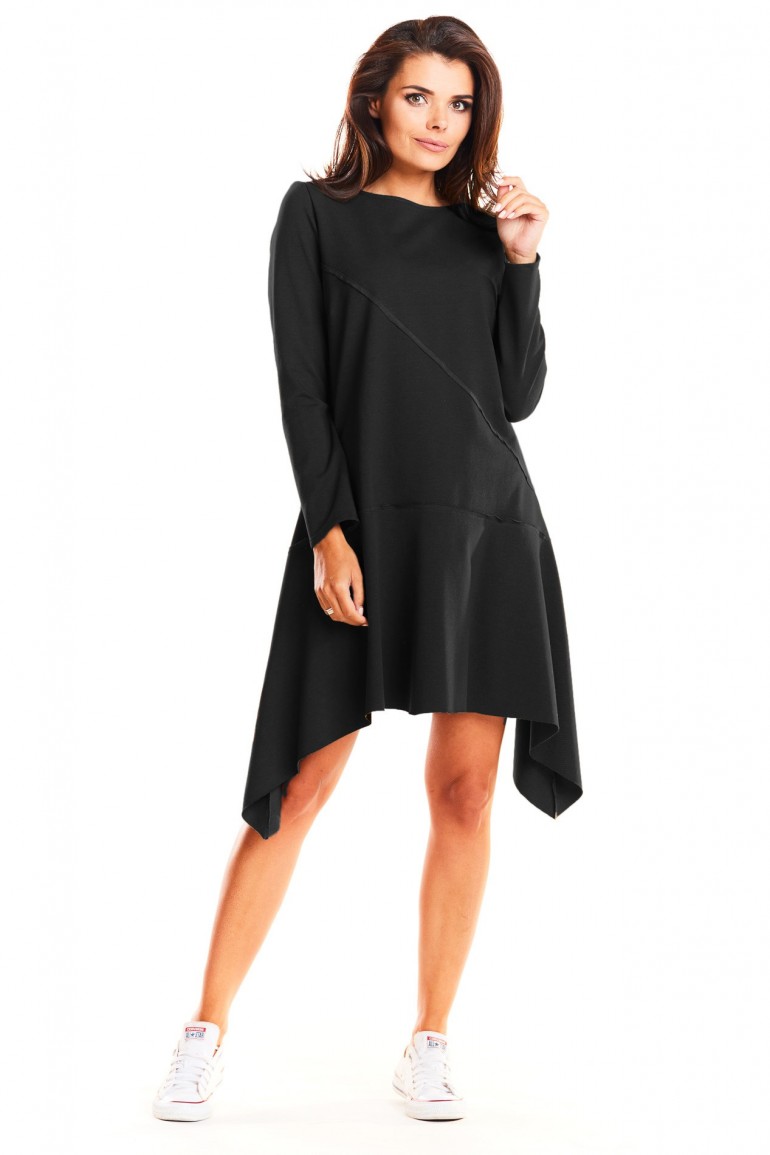 CM3955 Asymetryczna sukienka rozkloszowana - czarna