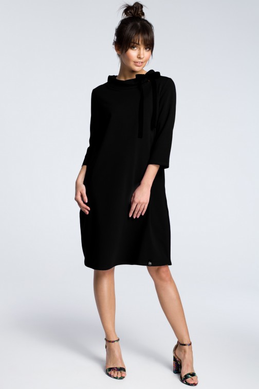 CM3607 Dresowa sukienka z wiązaniem pod szyją - czarna