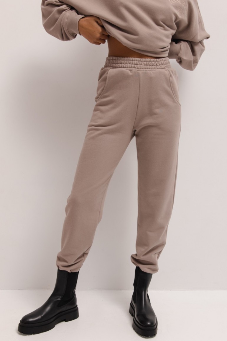 CM6641 Spodnie dresowe typu jogger - jasnobrązowe