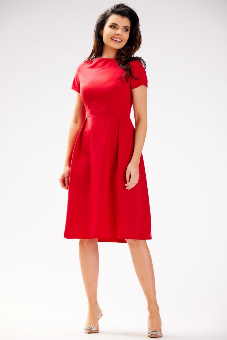 CM7109 Elegancka sukienka rozkloszowana midi - czerwona
