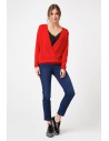 Kopertowy sweter z szyfonowym dekoltem - czerwony