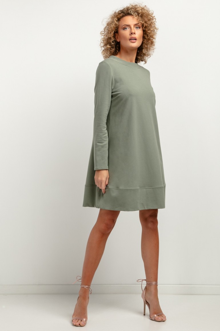 CM7435 Trapezowa sukienka dzianinowa - zielona