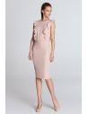 Ołówkowa sukienka z pionowymi falbanami - różowa